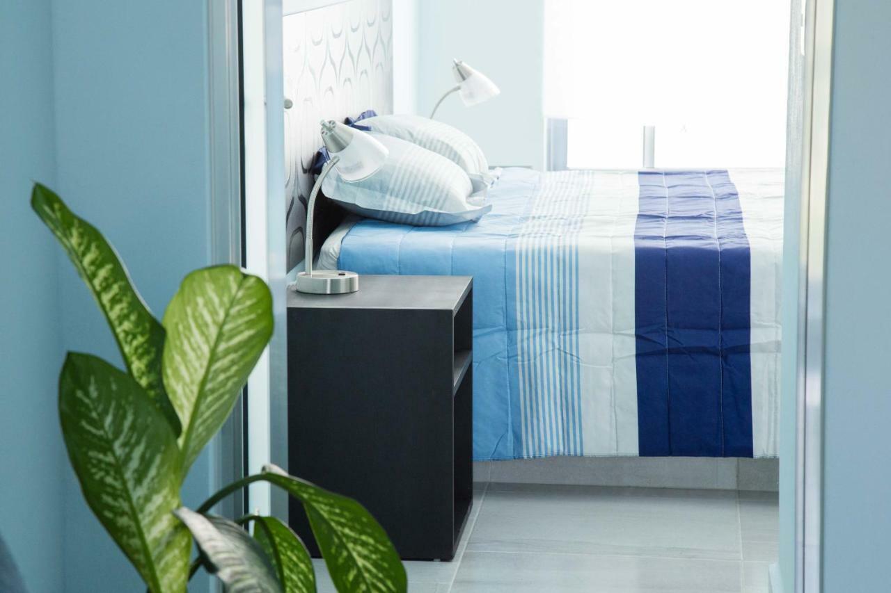 Tita Turquesa, Apartamento